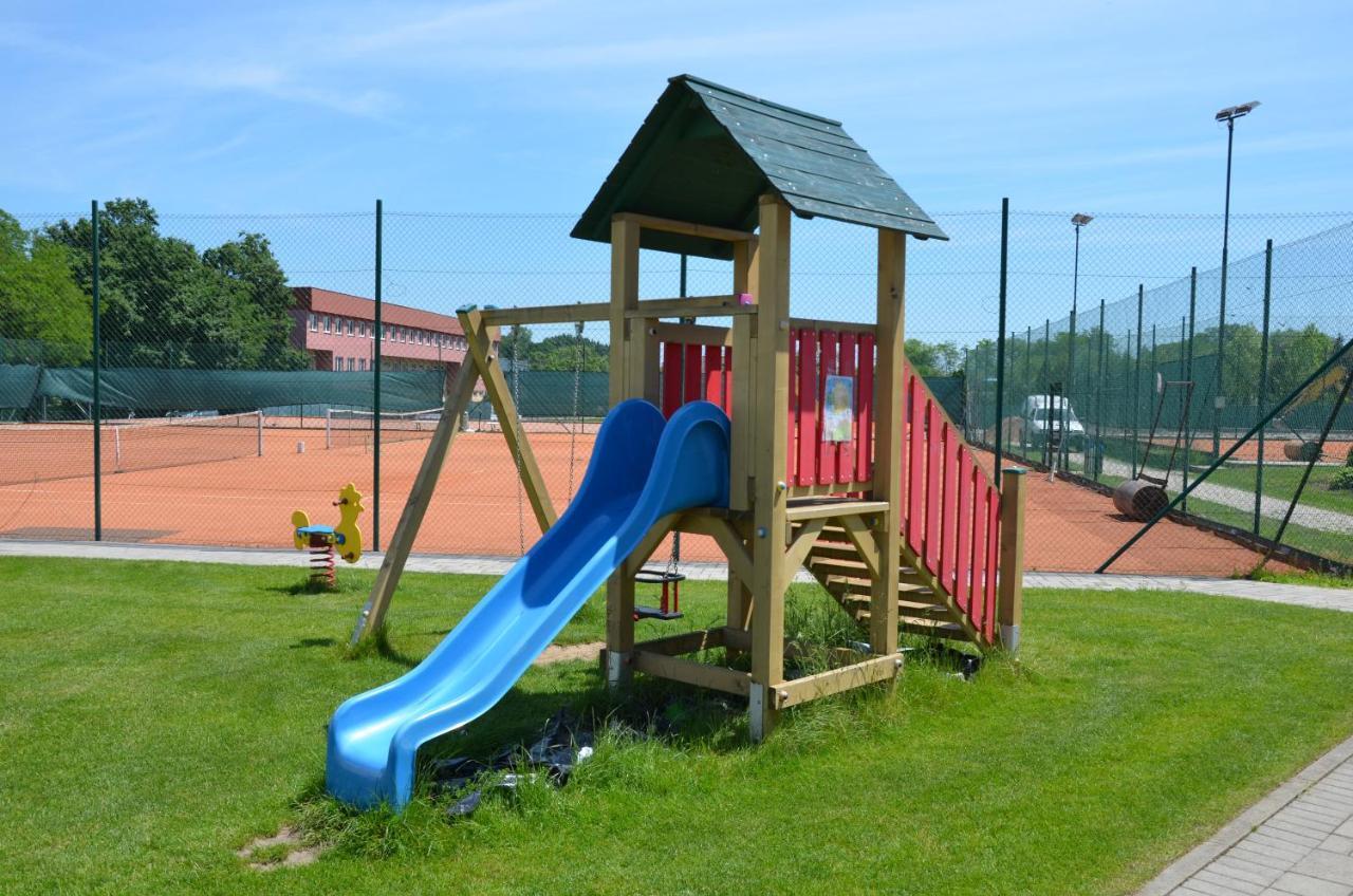 Penzion Rocket Club Lučenec Exteriér fotografie